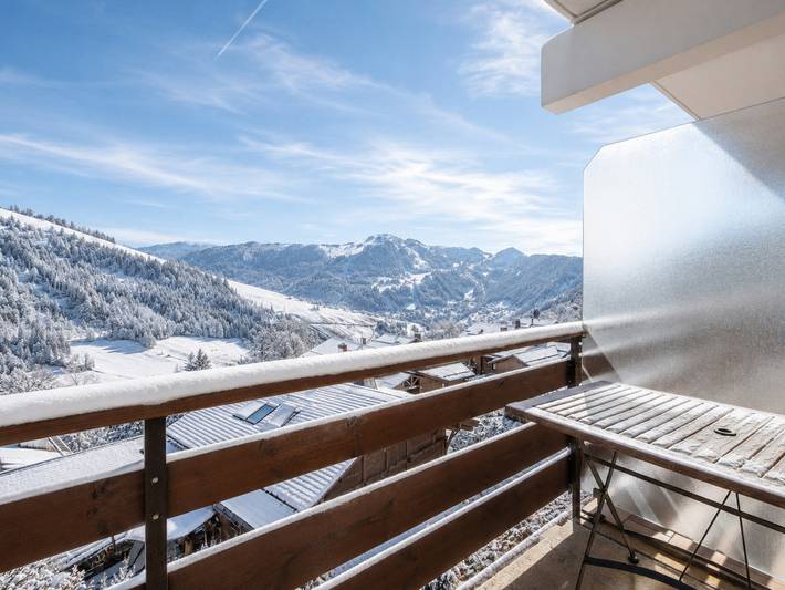 Ganze Wohnung, 3*-Apartment, 6 Pers., Haustiere erlaubt, Garage, Bergblick in La Clusaz, Annecy und Umgebung