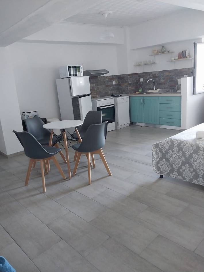 Gîte pour 3 personnes, avec Jardin à Koróni - 4