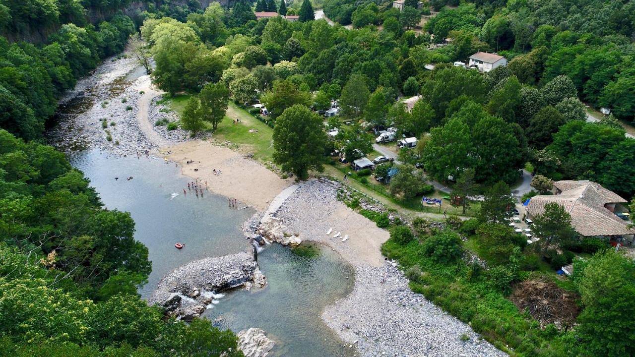 Camping Le Ventadour in Meyras, Parc naturel régional des Monts d'Ardèche