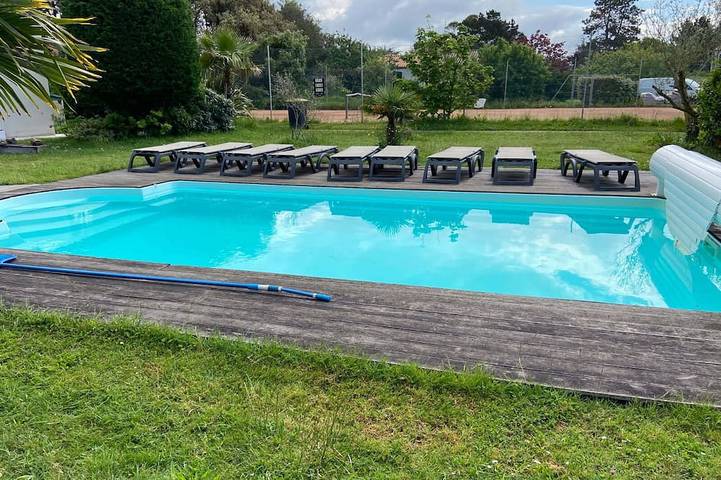 Location de vacances pour 17 personnes dans Plage de la Sennetière