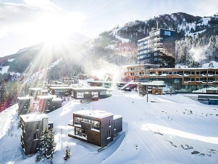 Hotel für 6 Personen, mit Pool und Balkon sowie Garten, kinderfreundlich in Kals am Großglockner
