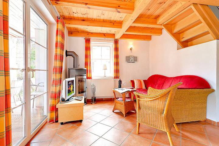 Ferienhaus für 6 Personen, mit Terrasse und Sauna in Baabe - 4
