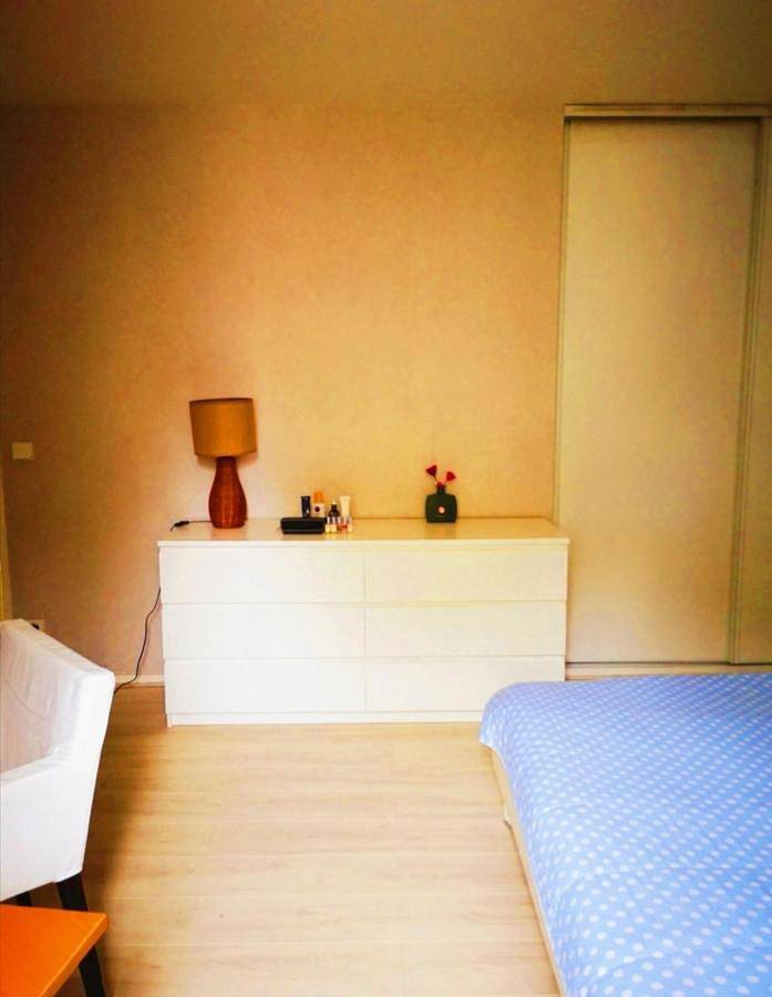 Gîte pour 2 personnes, avec jardin et vue à Bussy-Saint-Georges - 2