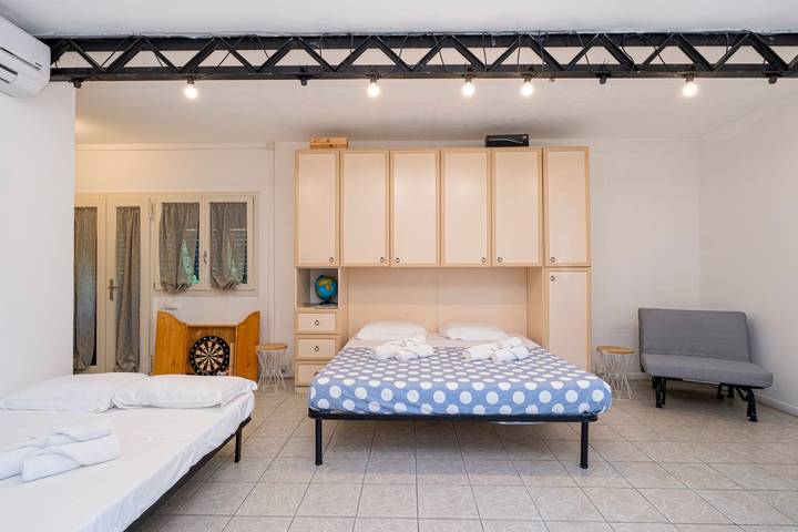 Appartamento intero, Appartamento 'Sughero' con giardino privato, Wi-Fi e aria condizionata in Lucca, Provincia di Lucca