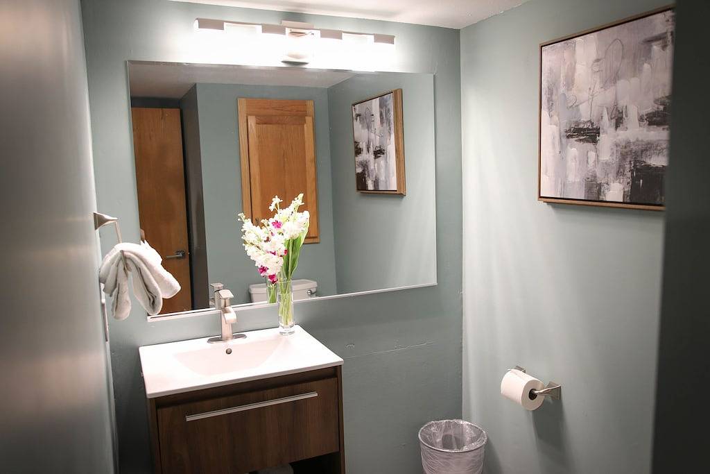 Luxury Cabin on the Creek with Red Rocks View in Sedona, Oak Creek Canyon