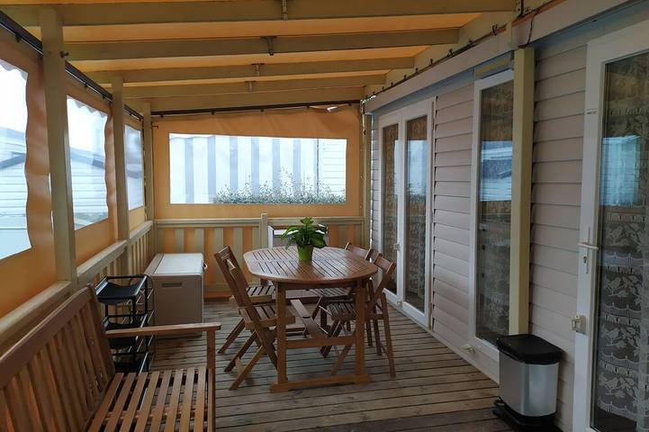 Camping pour 6 personnes, avec piscine