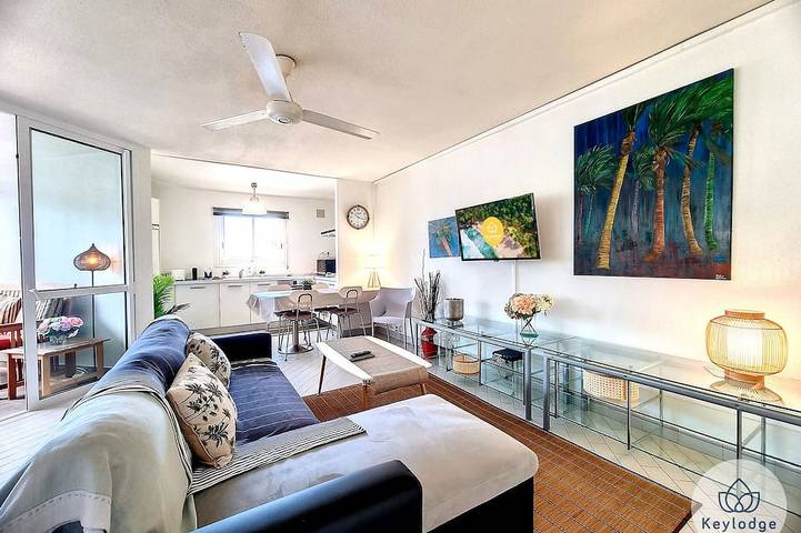 Gîte pour 4 personnes, avec balcon dans Plage des Roches Noires