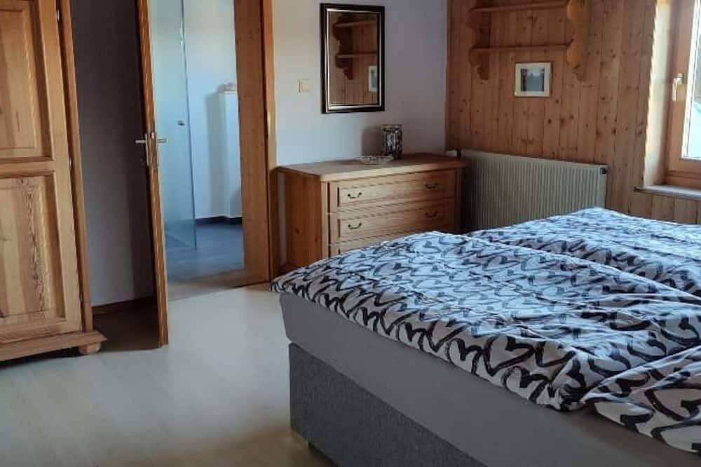 Ganze Wohnung, Ferienwohnung mit Terrasse in Perlesreut, Ostbayern