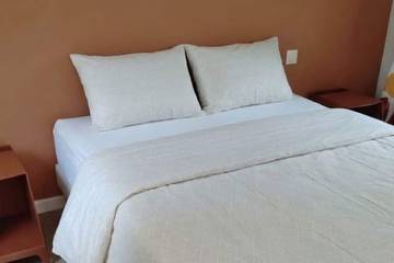 Camping pour 4 Personnes dans Sainte-Marie Plage, Sainte-Marie-la-Mer, Photo 1