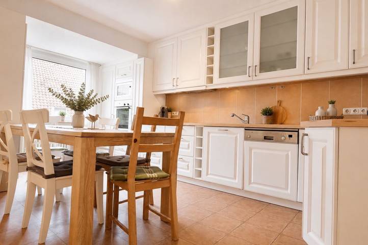 Ferienhaus für 8 Personen, mit Terrasse in Döse