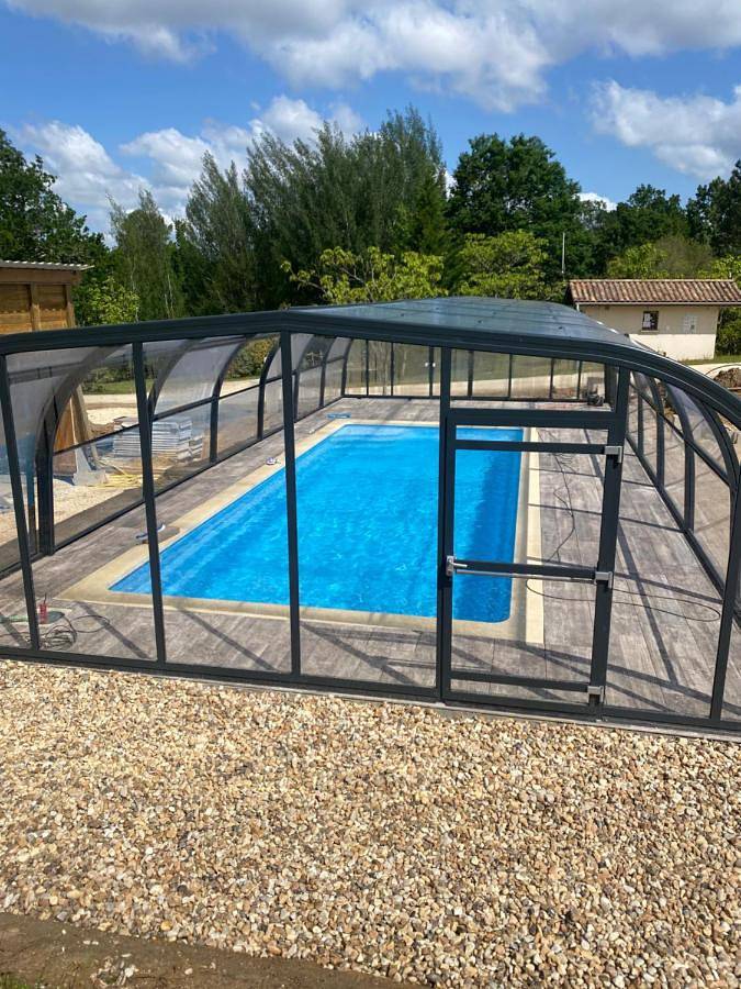 Location de vacances pour 2 personnes, avec terrasse ainsi que piscine et jardin, animaux acceptés à Le Fouilloux - 4