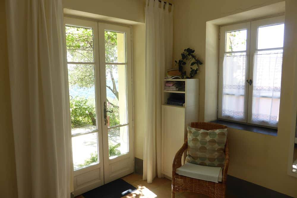 Landhaus mit Garten und Meerblick in Vasia, Riviera di Ponente