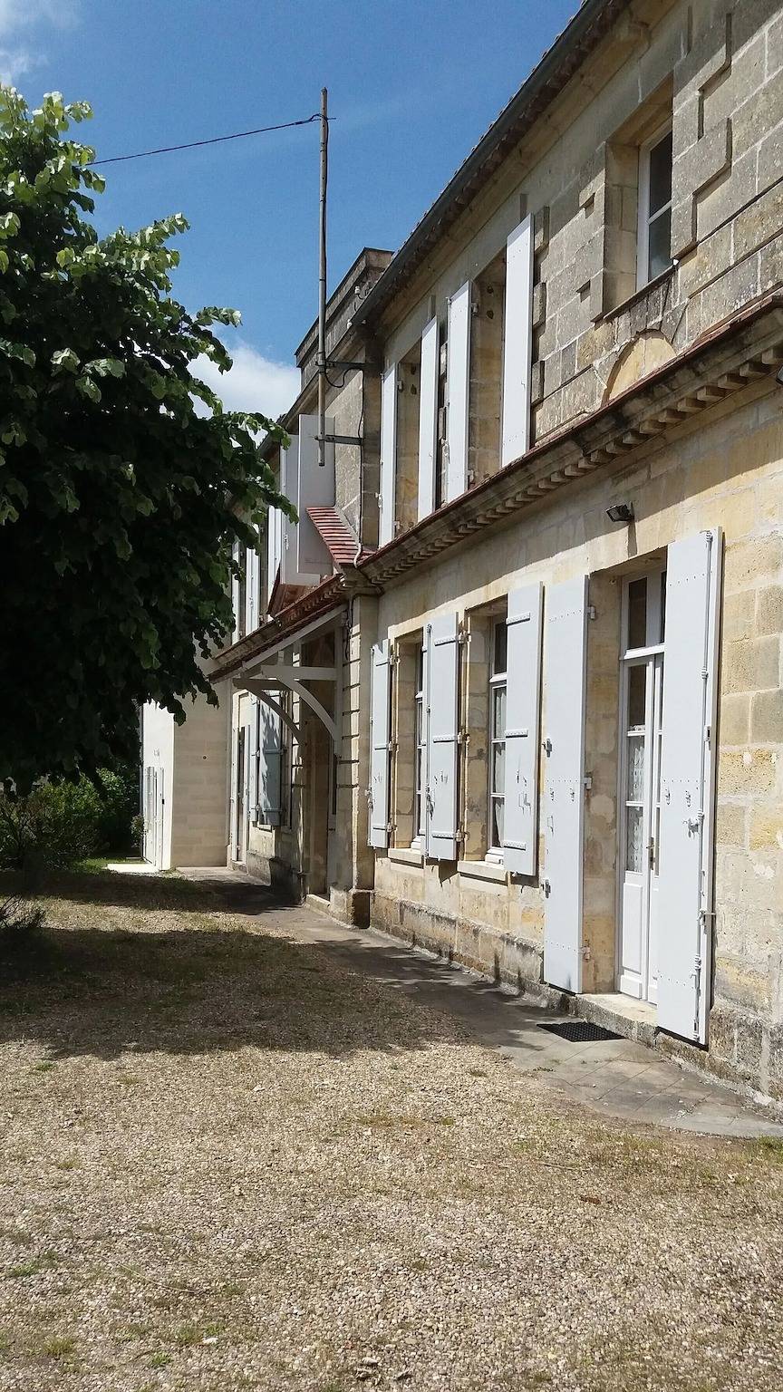 Appartement entier, Appartement à Saint-Émilion - Jardin Privé in Saint-Émilion, Région de Libourne
