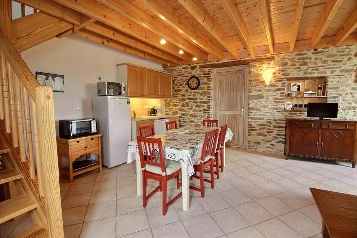 Gîte pour 2 personnes, avec terrasse à Pleslin-Trigavou - 4