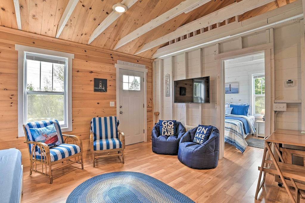 Cozy Cedarville Cottage - Walk to Lake Huron! in Mackinac County