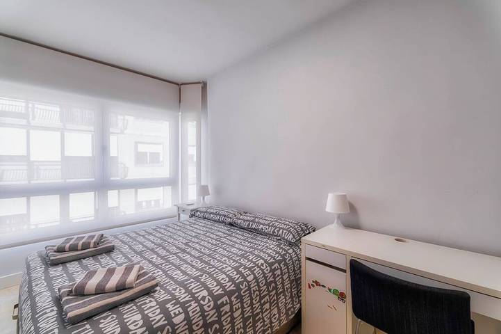 Apartamento entero, En el centro / Aire acondicionado / Wifi / Parking / Netflix / oferta in La Vila, Elche