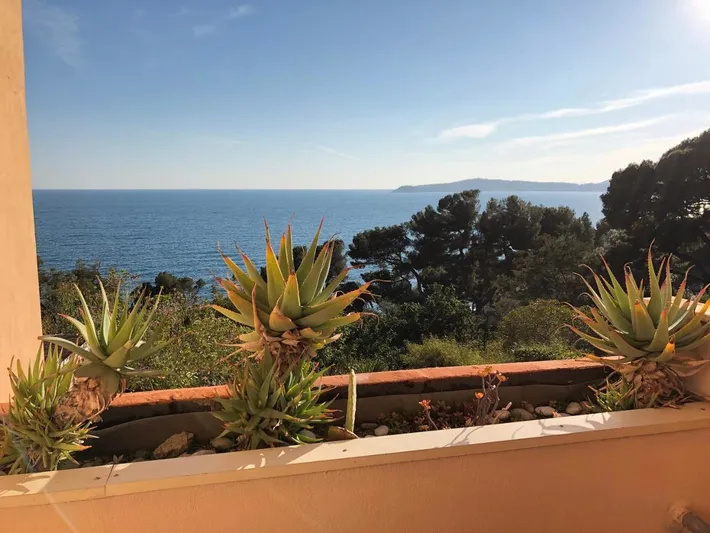Apartamento de vacaciones para 2 personas, con vistas además de piscina y jardín - 1