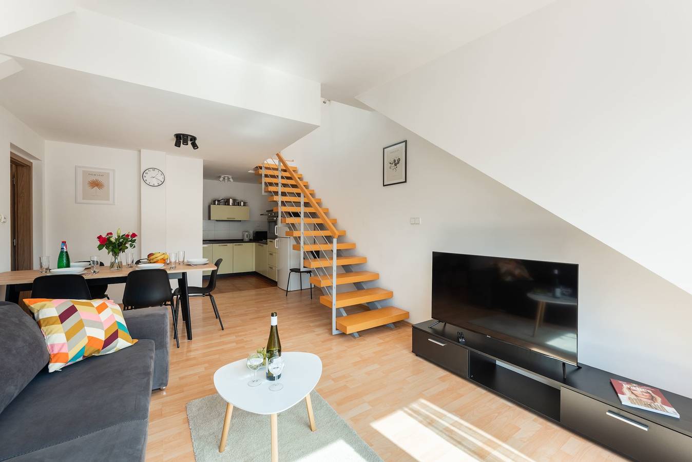 Apartment for 10 People in Smíchov, Prague