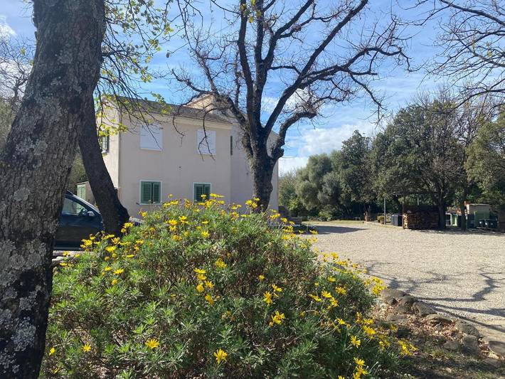 Maison d’hôte pour 2 personnes, avec Balcon et Terrasse ainsi que Jardin et Vue à Patrimonio