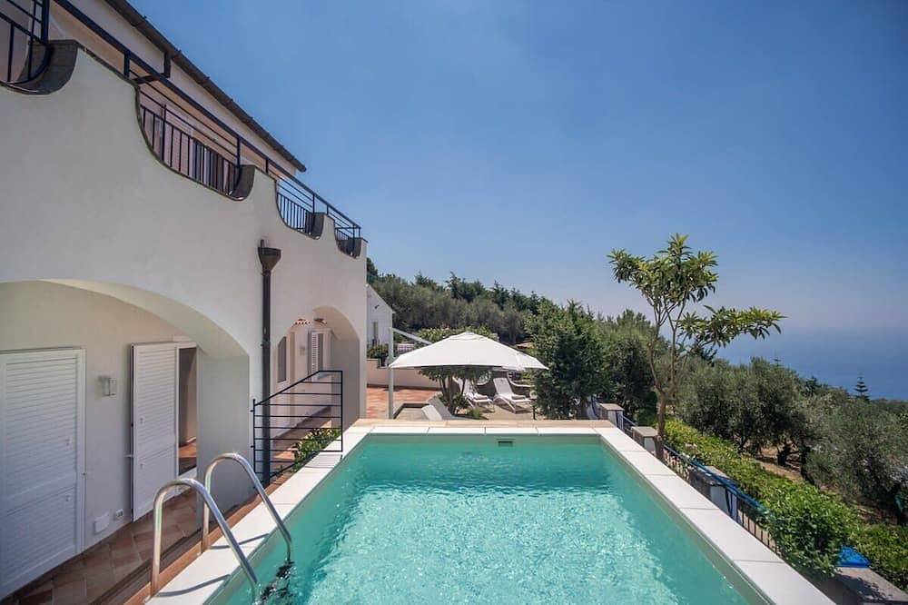 Casa vacanza a Massa Lubrense a partire da 1004€ a notte