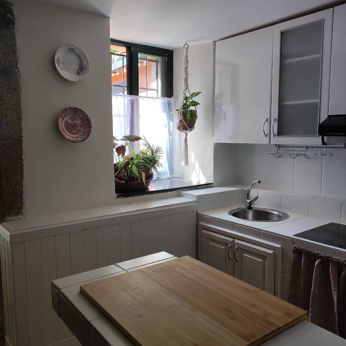 Casa rural para 3 personas, con jardín y vistas, Se admiten mascotas en Galicia - 2