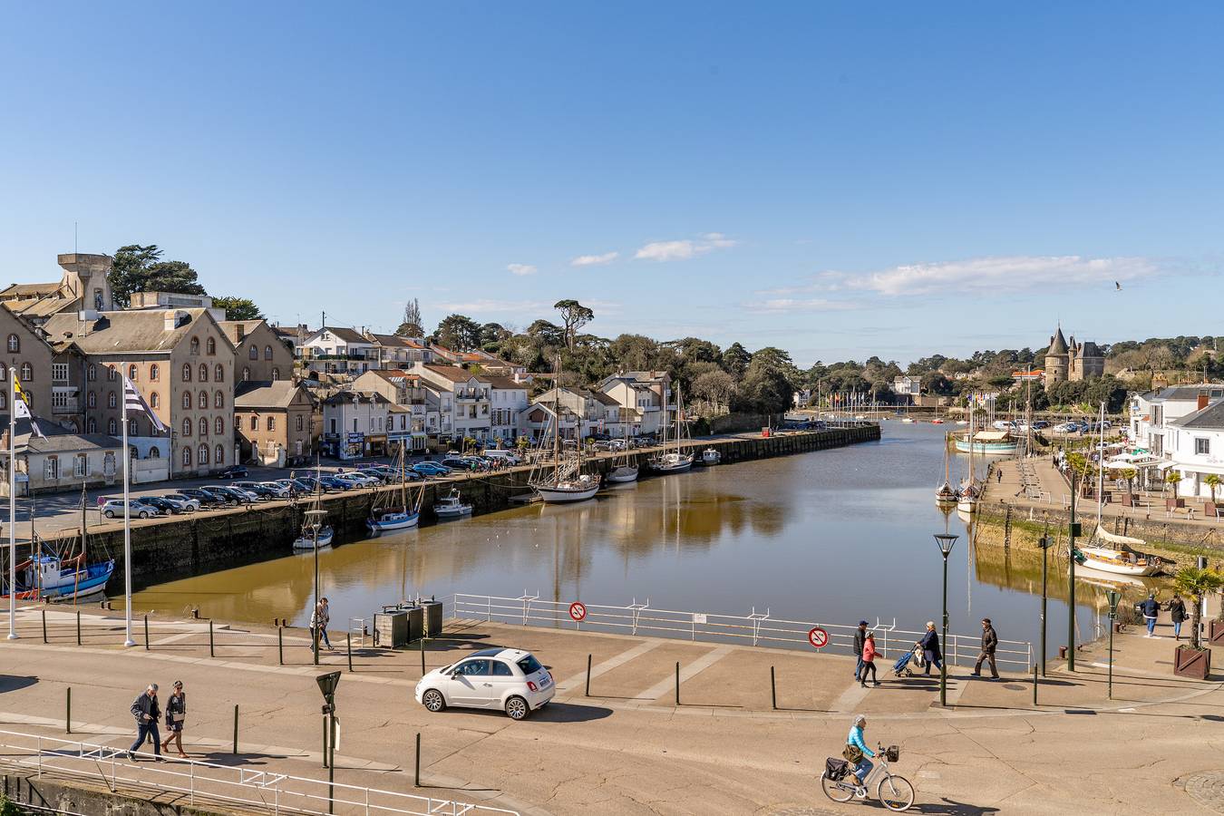 Ganzes Studio, Studio „A011 – Blick auf den Alten Hafen von Pornic“ mit Wlan in Pornic, Côte de Jade