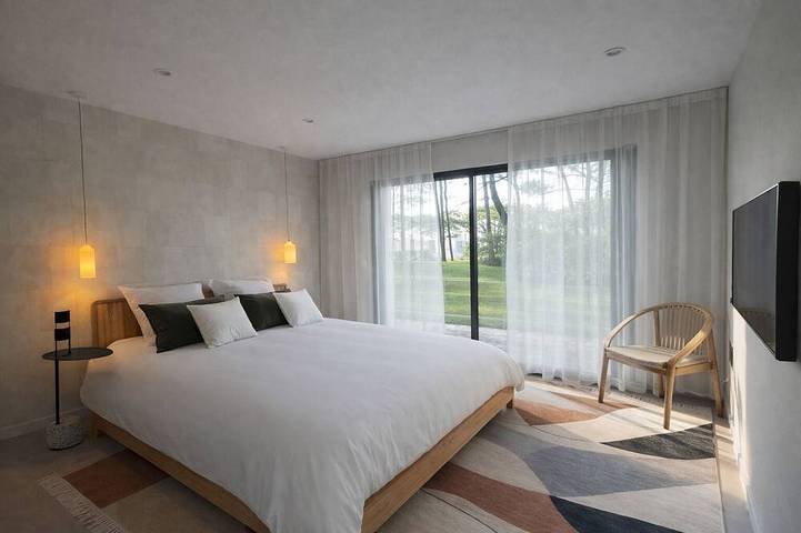 Location de vacances pour 11 personnes, avec jardin dans Golf de la Palmyre - 2