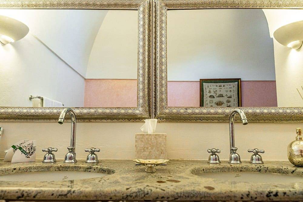 Kardibà-luxury Oasis in Natural Reservoir in Pantelleria, Trapani Provinz