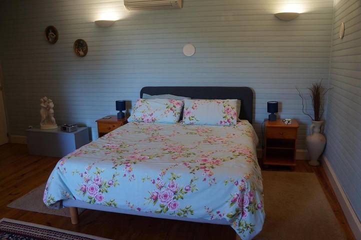 Location de vacances pour 5 personnes, avec piscine ainsi que jardin et vue à Galapian - 4