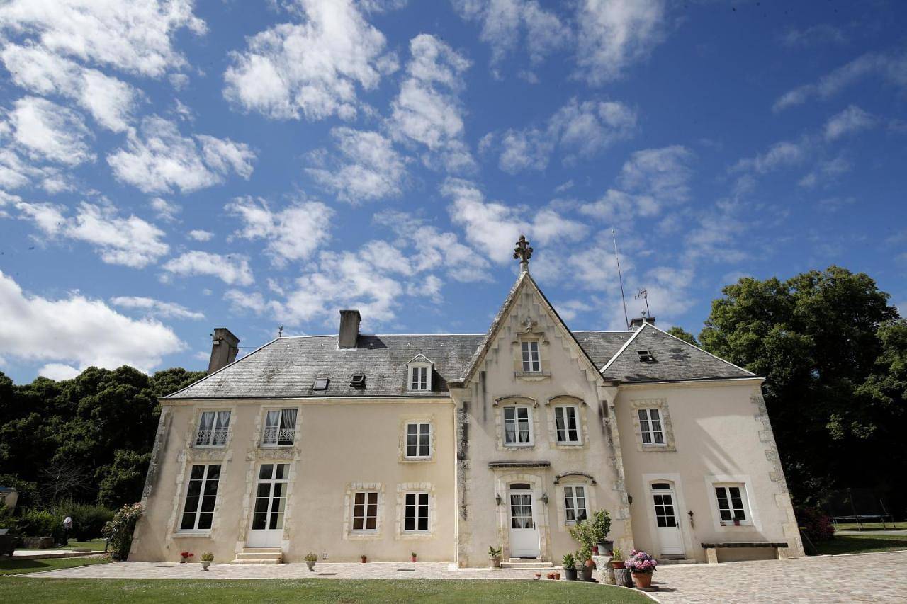 Double Room in Donnemain-Saint-Mamès, Région de Châteaudun