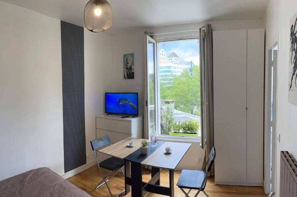 Ganze Wohnung, Charming studio in Pantin in Pantin, Seine-Saint-Denis