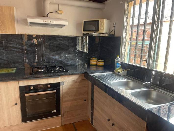 Location de vacances pour 6 personnes, avec jardin à Saint-Esprit (homonymie) - 4