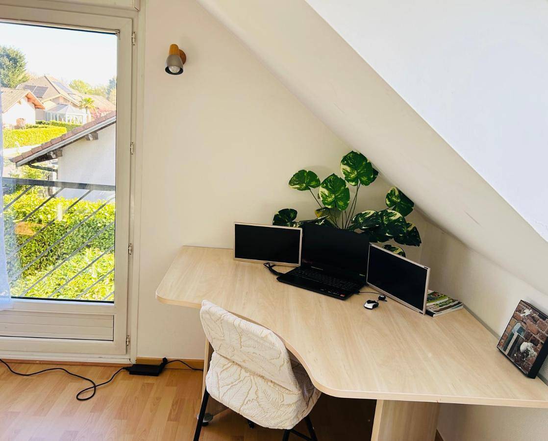Appartement entier, Villa with Garden View in Chens-sur-Léman, Région de Thonon-les-Bains