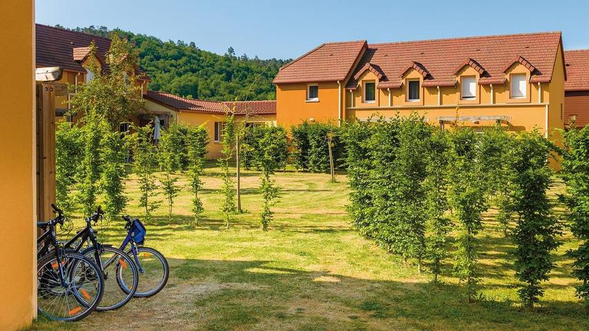 Maison de vacances pour 6 personnes, avec piscine et terrasse, animaux acceptés à Montignac