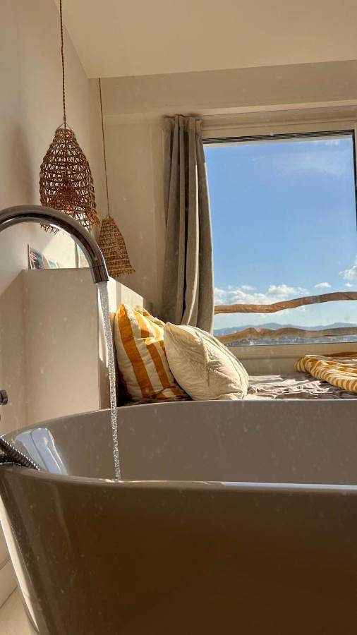 Gîte pour 2 personnes, avec Terrasse dans Gare De Marseille Saint Charles