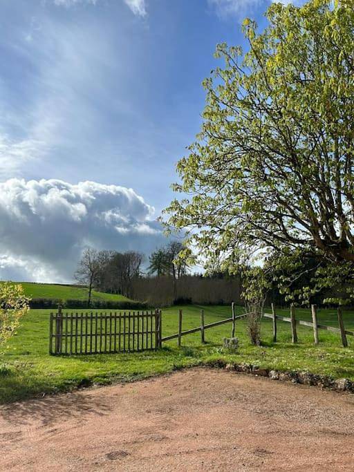 Location de vacances pour 6 personnes, avec vue et jardin, animaux acceptés à La Guiche - 4