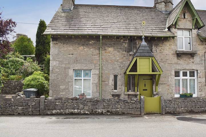 Holiday rental for 5 people, with garden in Arnside