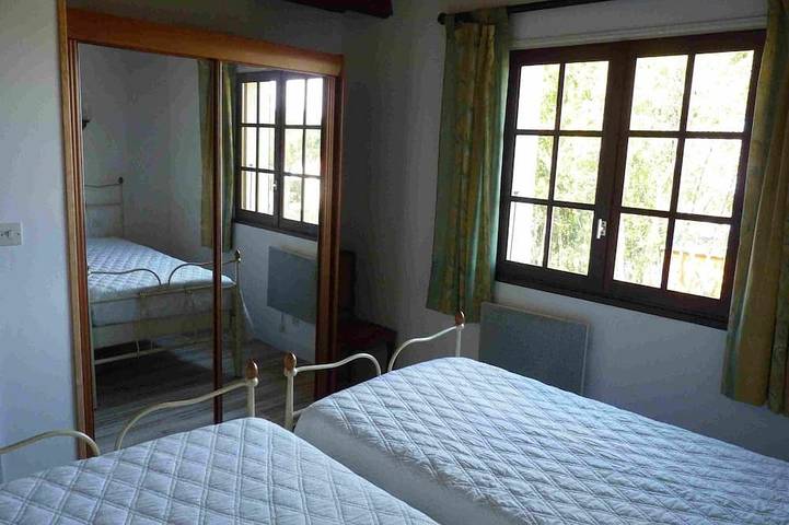 Location de vacances pour 5 personnes, avec terrasse et jardin à Le Grand-Village-Plage - 3