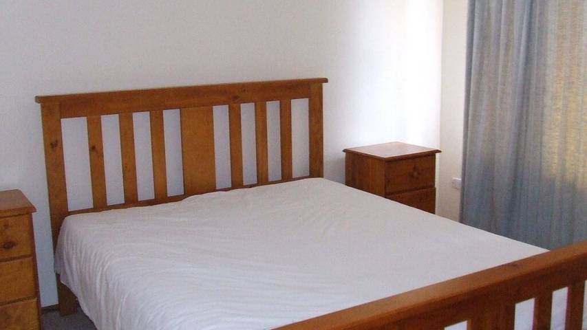 Holiday home for 8 people, with garden in Shoal Bay