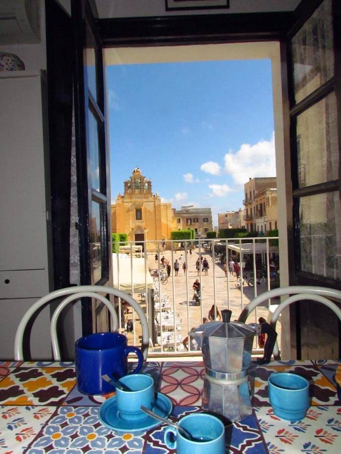 Appartamento per 7 persone, con Balcone e Terrazza nonché Panorama in Levanzo