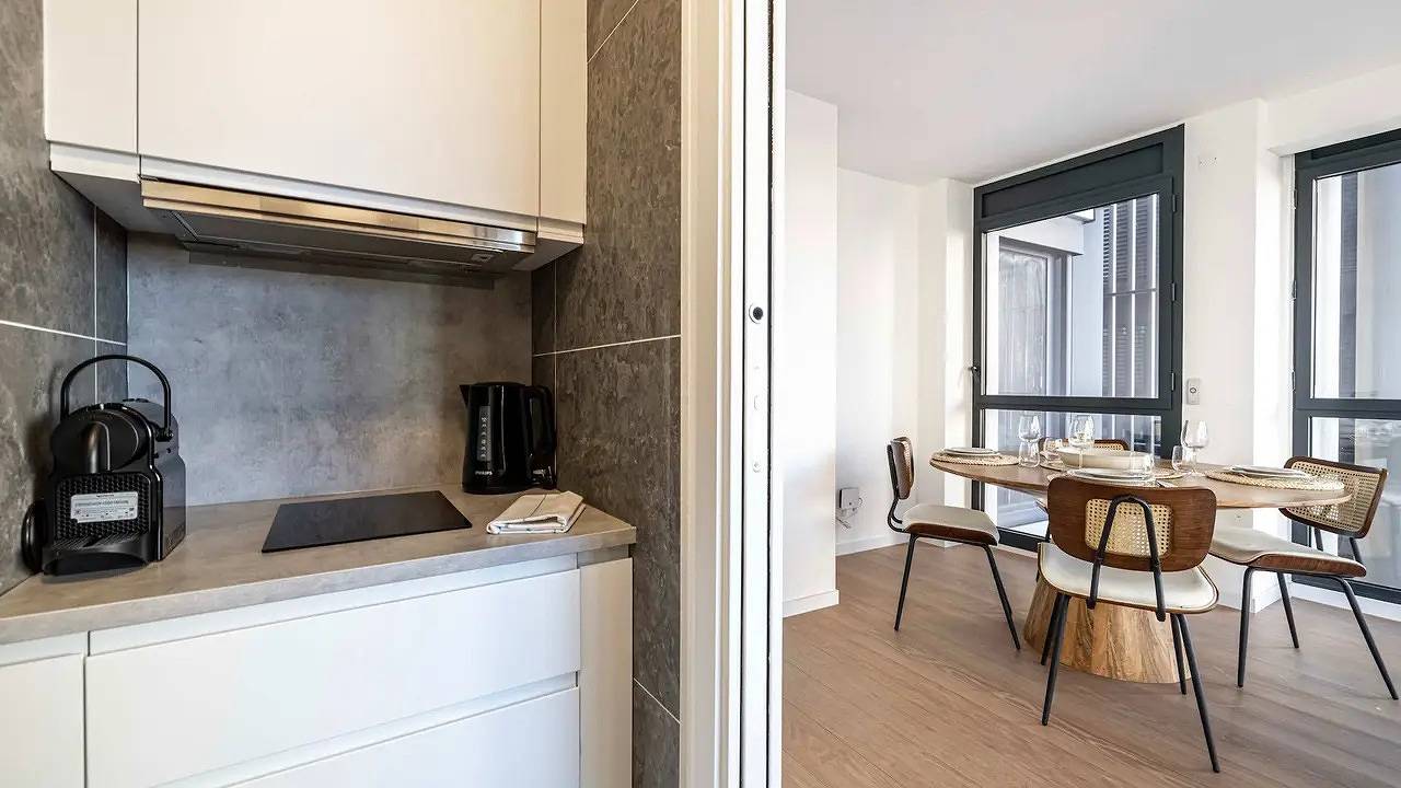 Appartement de vacances entier, Ferienwohnung für 6 Personen (6 m²) in Beausoleil, Côte méditerranéenne (France)