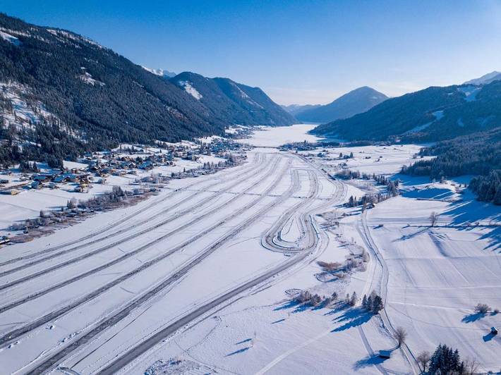 Hotel voor 2 personen, met tuin en uitzicht in Weissensee