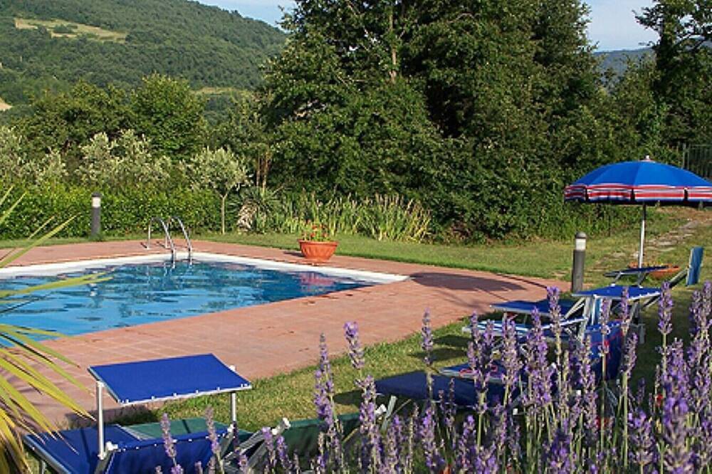 Appartamento vacanze a Val di Cecina a partire da 144€ a notte