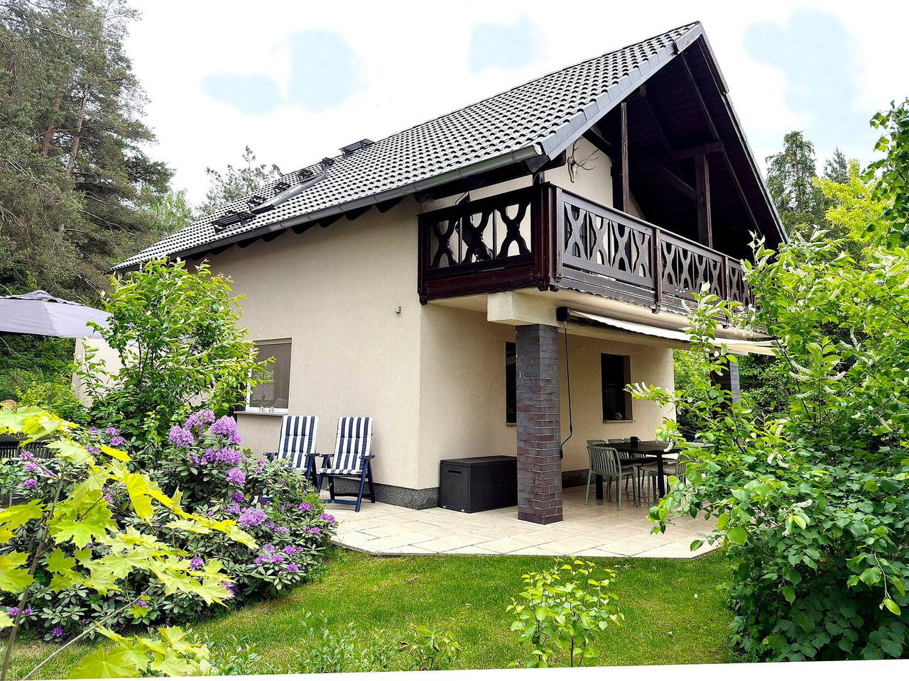 Kiefernwäldchen in Byhleguhre, Byhleguhre-Byhlen