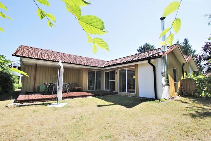 Ferienpark für 4 Personen, mit Terrasse und Garten in Mirow