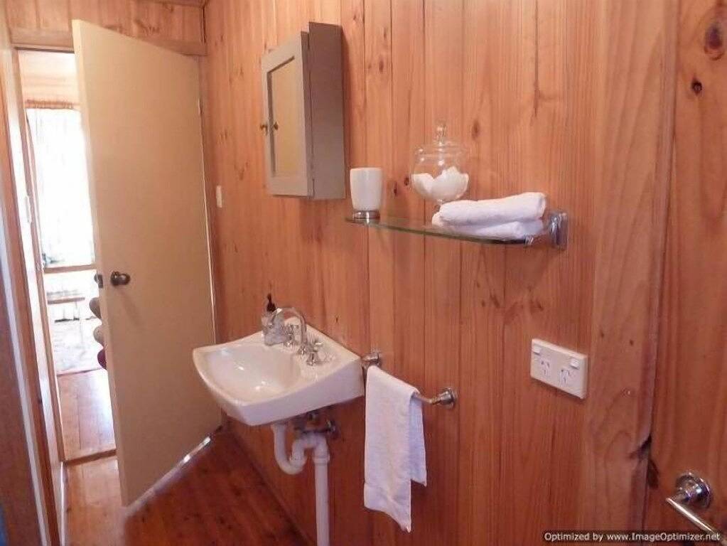 The Willows Cottage - Cosy Cottage in Barrengarry, New South Wales