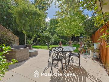 Glamping for 8 People in Maidenhead, Windsor and Maidenhead, Photo 2