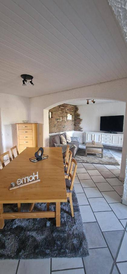 Ferienwohnung für 4 Personen, mit Terrasse und Ausblick in Kall