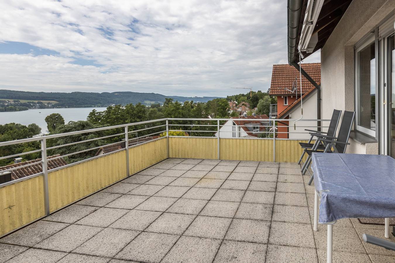 Ganze Wohnung, Ferienwohnung 'See- Panorama' mit Seeblick, Balkon und Wlan in Gaienhofen, Untersee