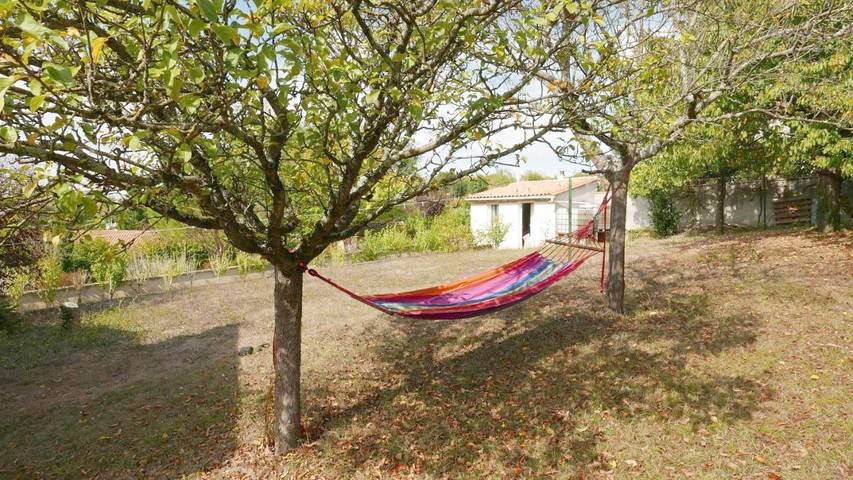 Location de vacances pour 6 personnes, avec Balcon et Terrasse ainsi que Jardin et Piscine à Ruelle-sur-Touvre - 4